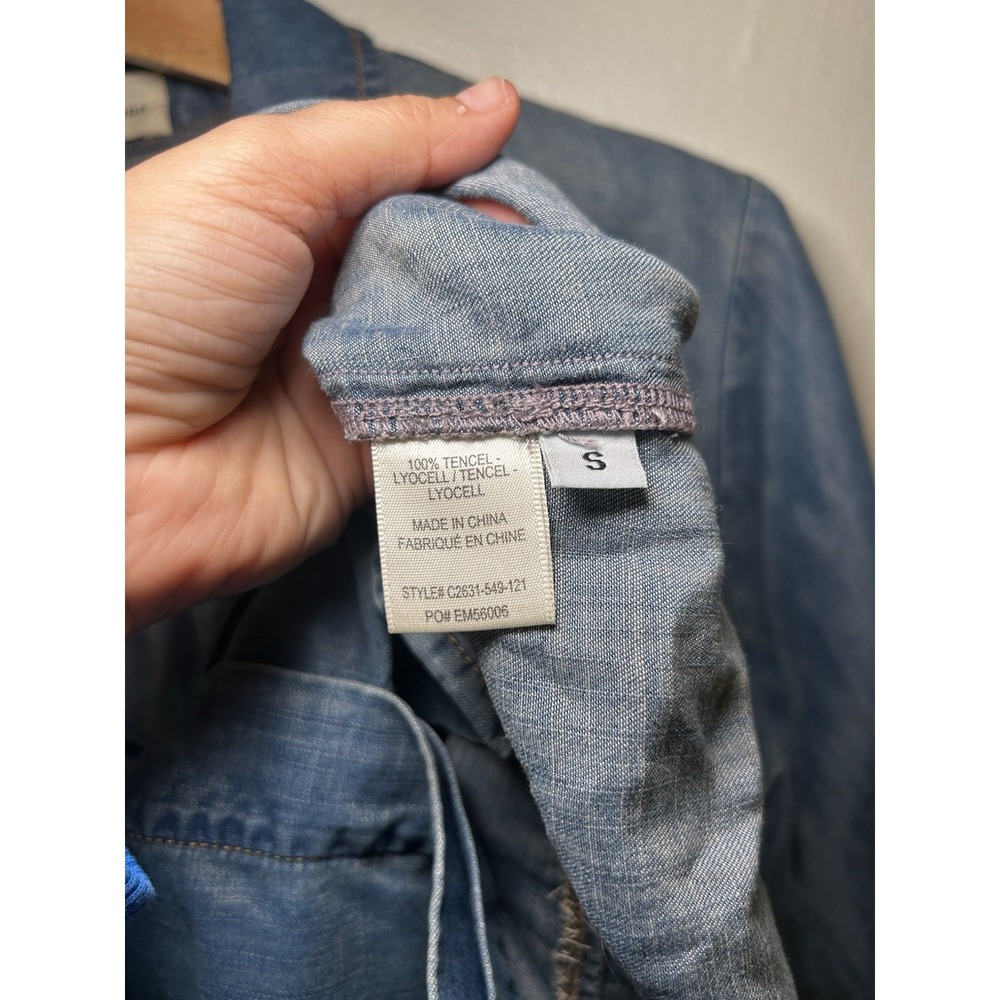 Women's Cloth & Stone Chambray Hidden Button Up‎ High Low Shirt Size Small - Picture 4 of 9
